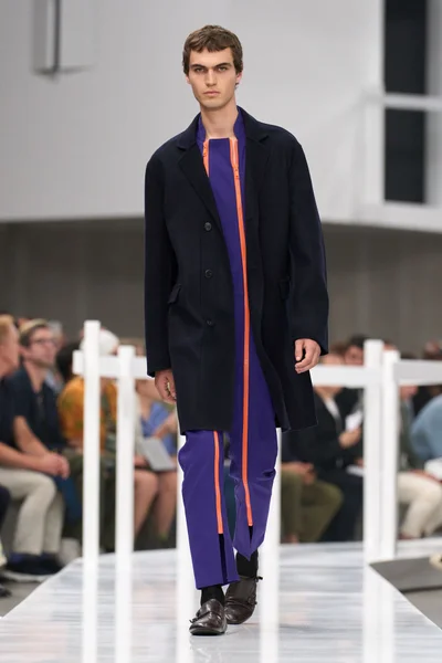 Look 52